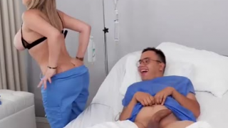 Perawat yang Membawa hawa Nafsu